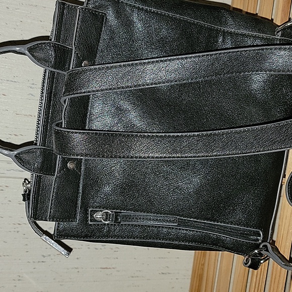 Nine West backpack style purse - Picture 5 of 16